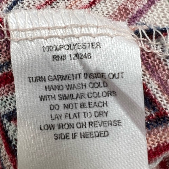 Wallflower womens mulitcolor chevron shirt Size Large - Picture 10 of 13
